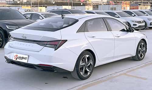 Hyundai Elantra, 2023
